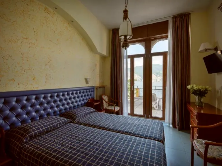 Hotel direkt am Gardasee